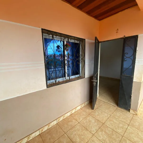 Appartement 2 chambres à louer à Nkolmesseng