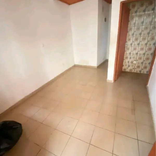 Chambre moderne à louer à Sable Bonamoussadi