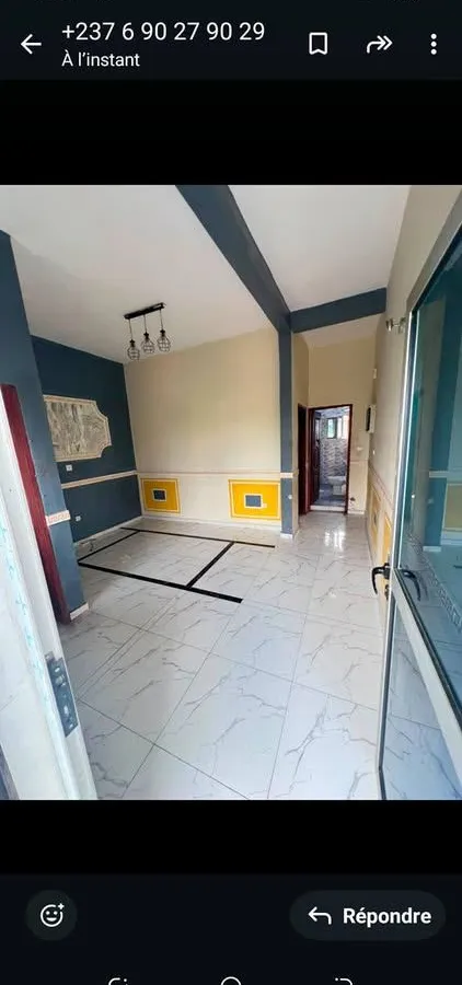 Studio moderne à louer à Logbessou