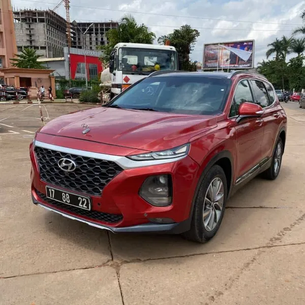 Hyundai Santa Fe 2020 Full Options à vendre à Yaoundé
