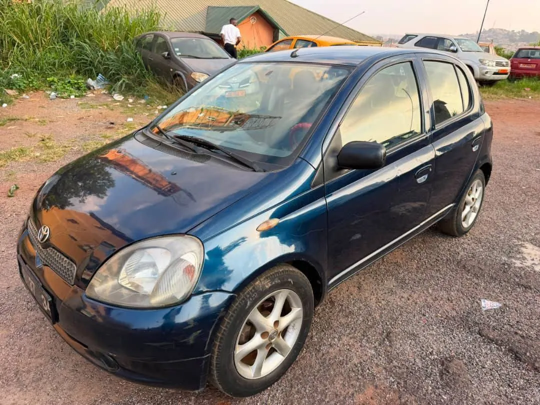 Toyota Yaris VVT-i 2004 à vendre à Yaoundé
